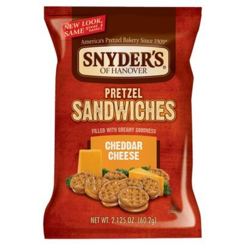 detail Snyders Cheddar Cheese Pretzel Sandwiches 60 g